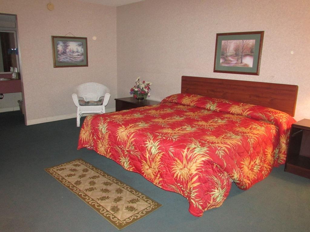 New Valdosta Inn And Suites Стая снимка
